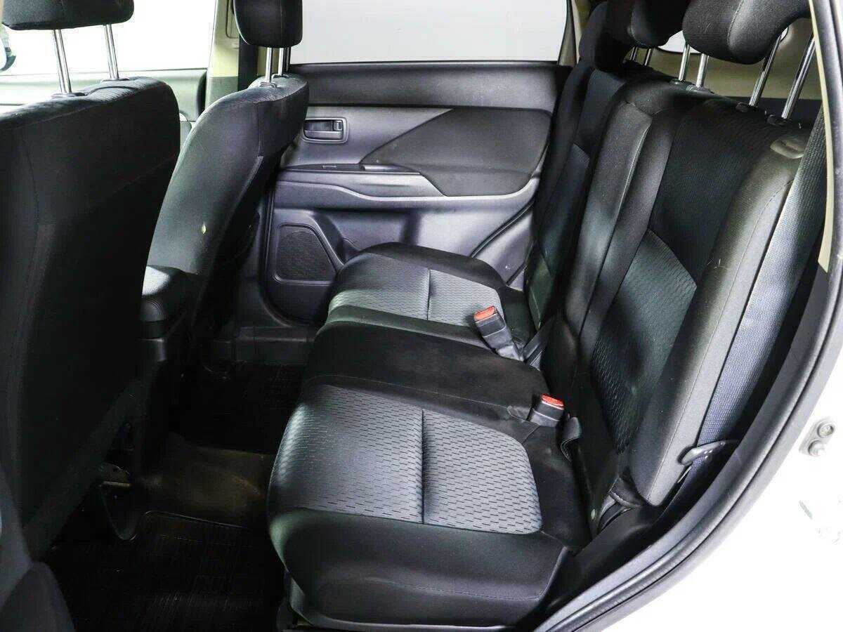 Купить Mitsubishi Outlander, 2012, 118 685 км.. Фото: #6