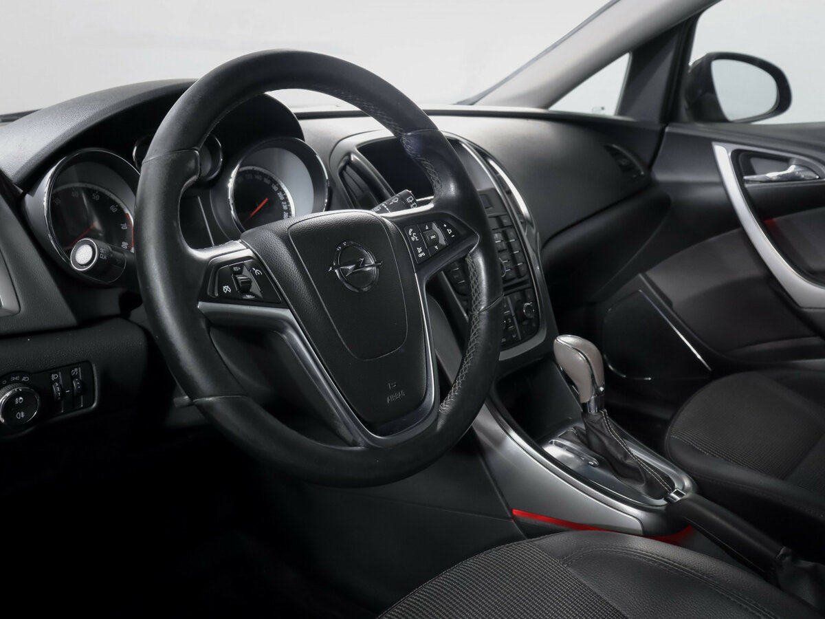 Купить Opel Astra, 2012, 263 301 км.. Фото: #10