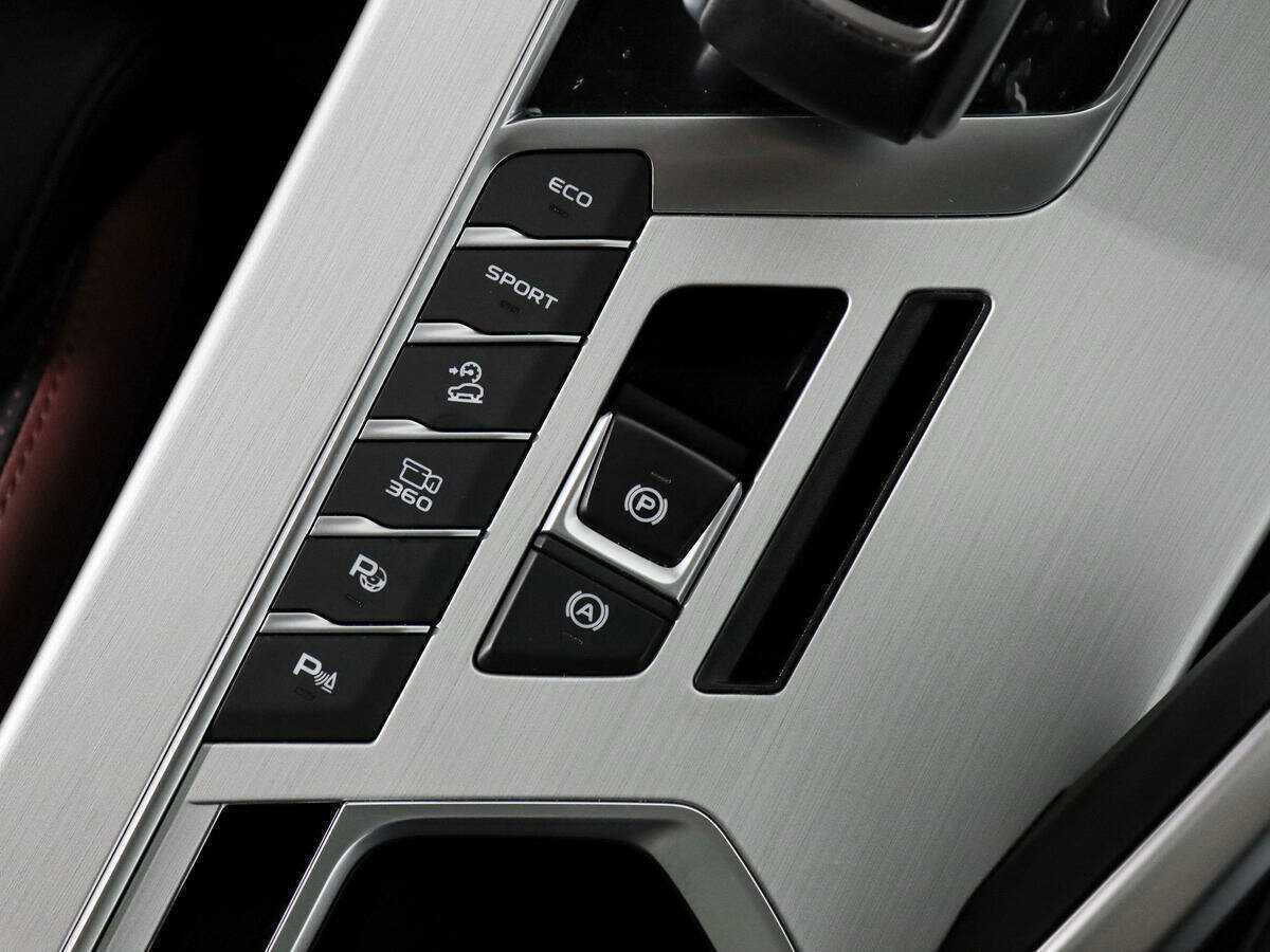 Купить Geely Coolray, 2022, 45 923 км.. Фото: #9