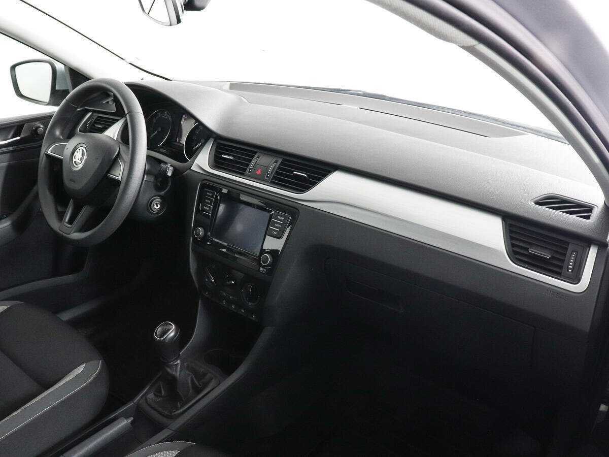 Купить Skoda Rapid, 2018, 78 339 км.. Фото: #9