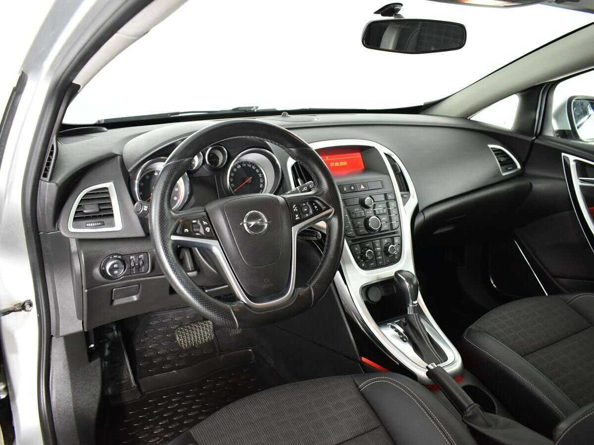 Купить Opel Astra, 2013, 98 768 км.. Фото: #6