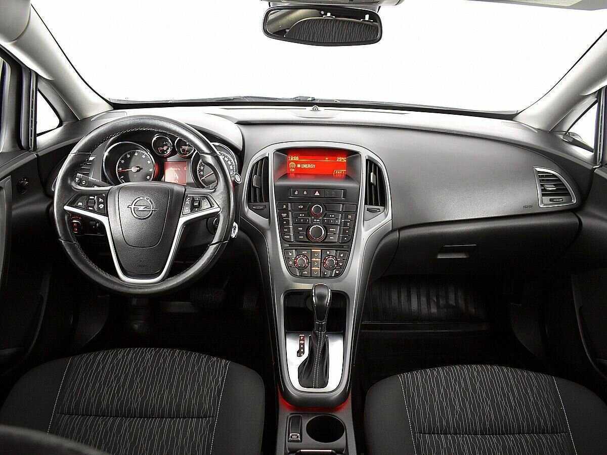 Купить Opel Astra, 2012, 210 302 км.. Фото: #9