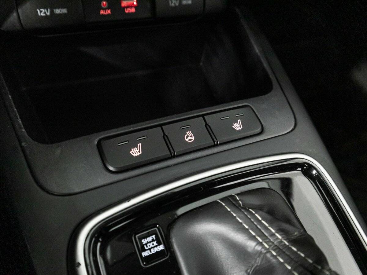 Купить Kia Rio, 2018, 88 406 км.. Фото: #16