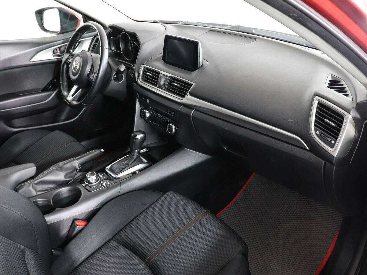 Купить Mazda 3, 2018, 58 618 км.. Фото: #9