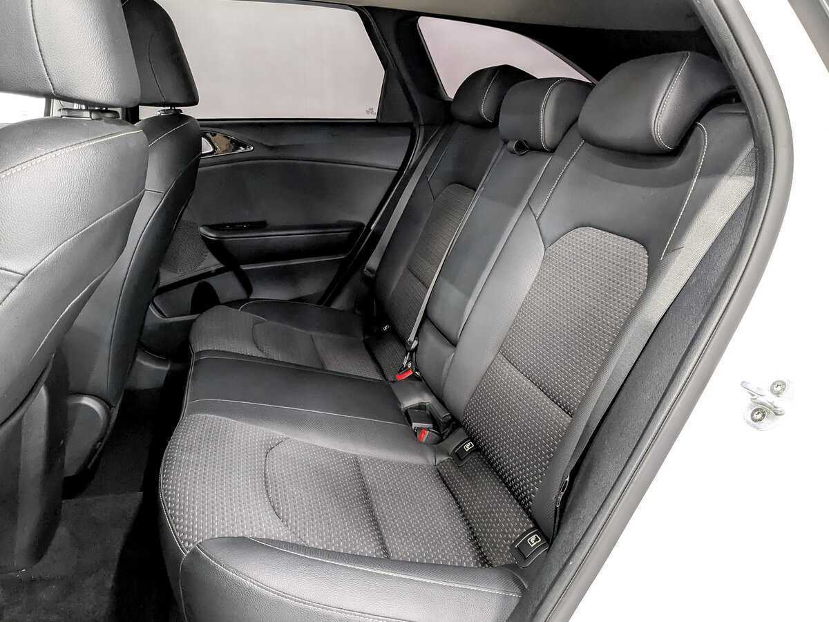 Купить Kia Ceed, 2020, 82 477 км.. Фото: #12