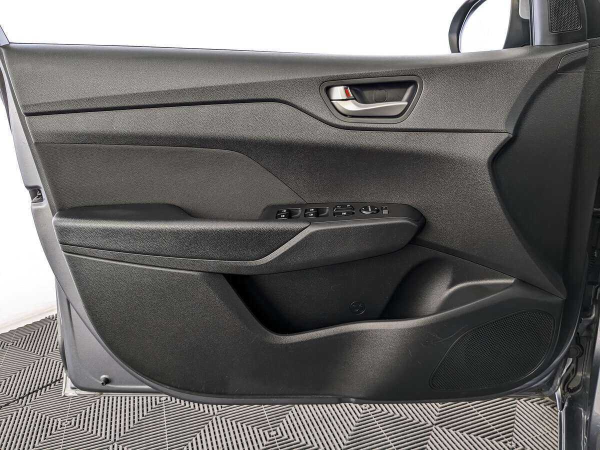 Купить Hyundai Solaris, 2018, 62 910 км.. Фото: #18