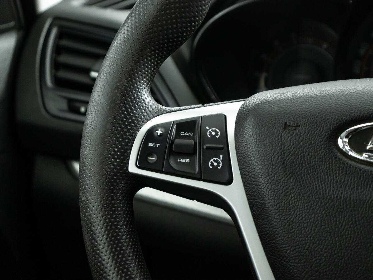 Купить Lada (ВАЗ) Vesta, 2017, 136 605 км.. Фото: #15