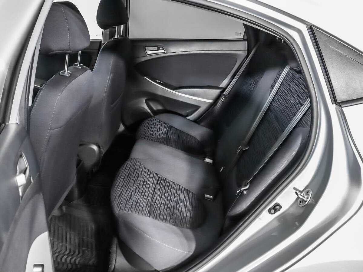 Купить Hyundai Solaris, 2014, 129 635 км.. Фото: #9