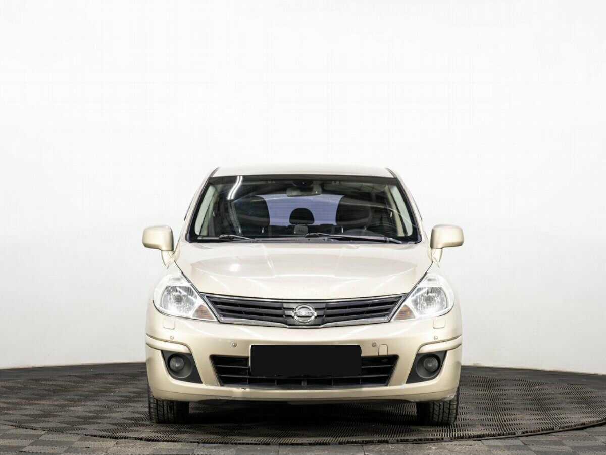 Купить Nissan Tiida, 2012, 197 312 км.. Фото: #1