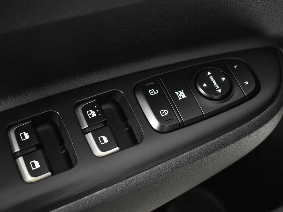 Купить Kia Rio, 2017, 99 813 км.. Фото: #13