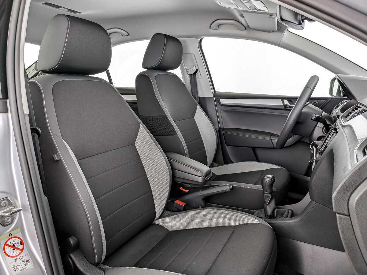 Купить Skoda Rapid, 2018, 100 502 км.. Фото: #18