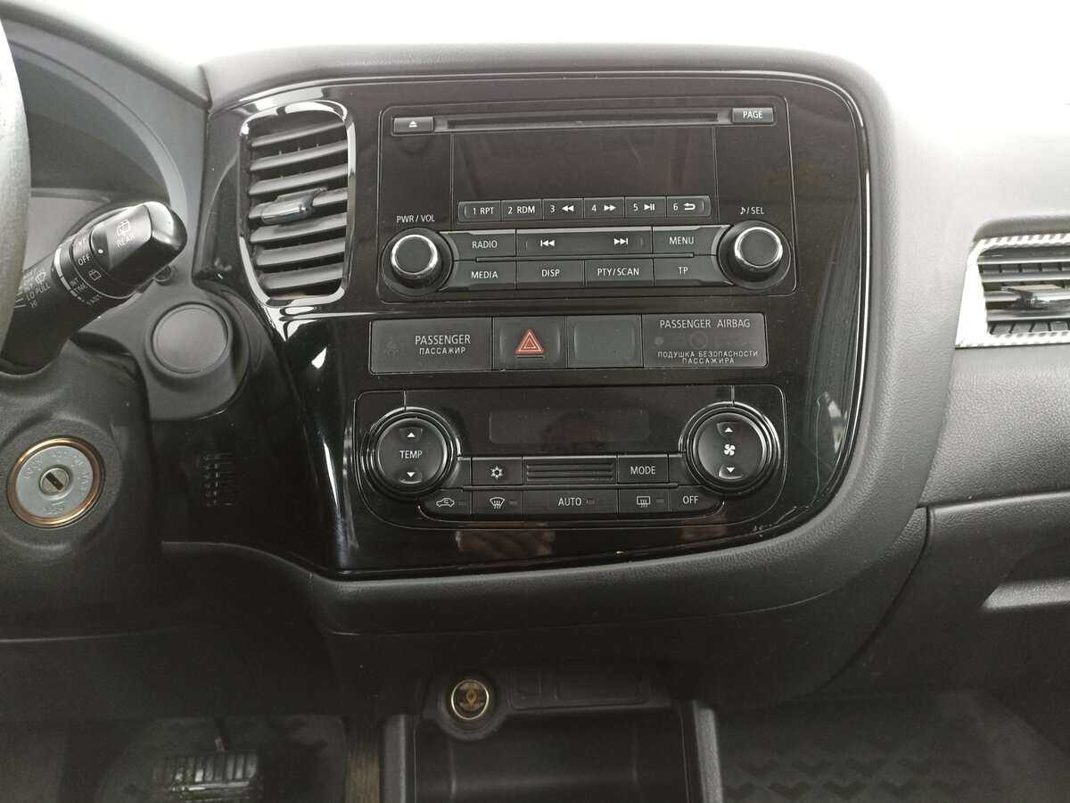 Купить Mitsubishi Outlander, 2014, 152 826 км.. Фото: #12