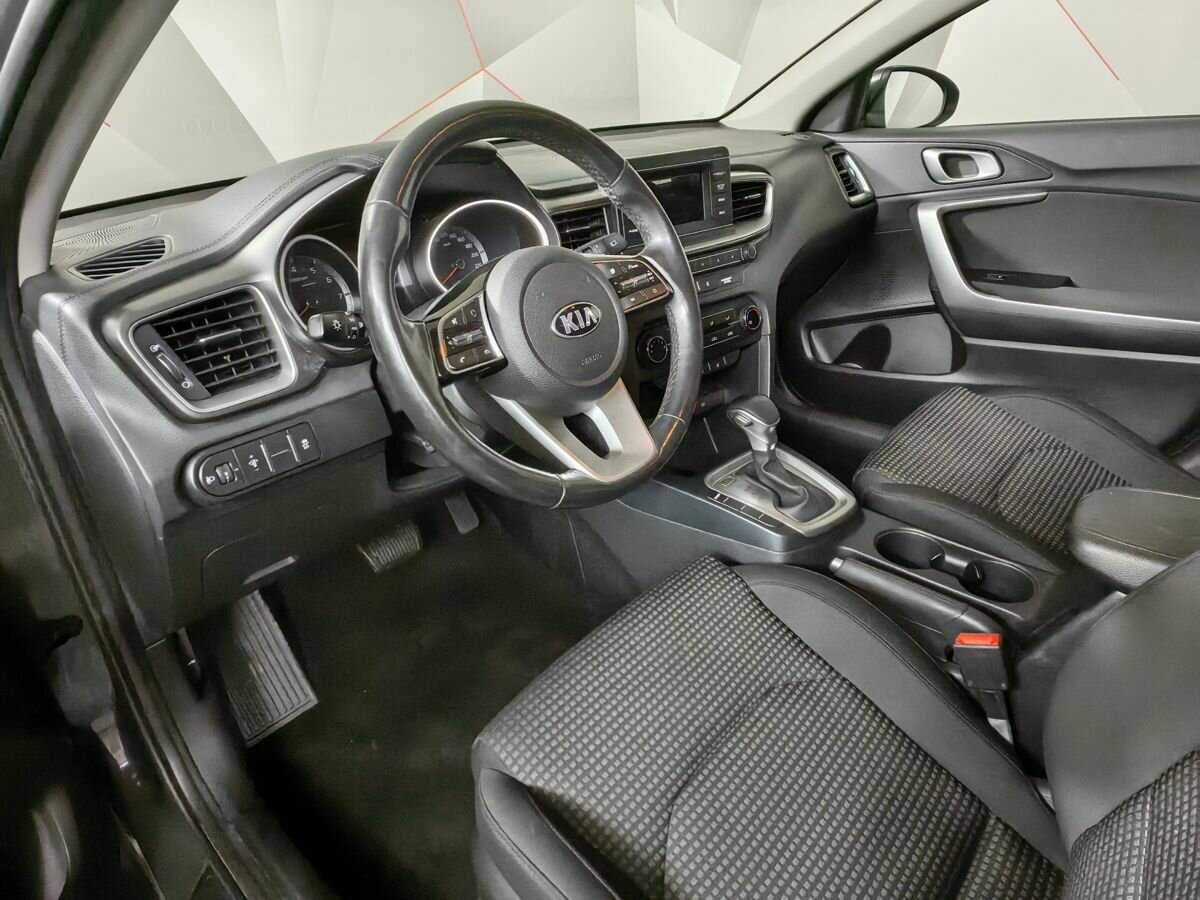 Купить Kia Ceed, 2018, 99 048 км.. Фото: #13