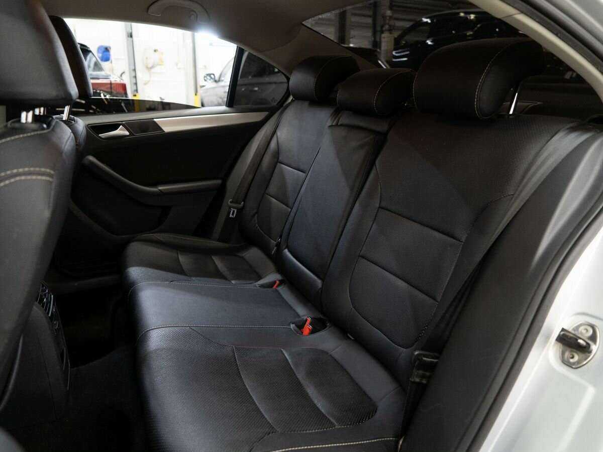 Купить Volkswagen Jetta, 2013, 188 137 км.. Фото: #6