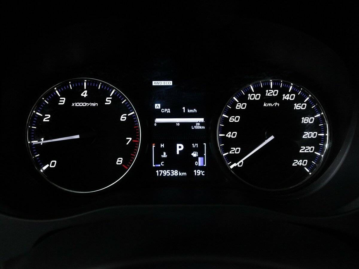 Купить Mitsubishi Outlander, 2016, 179 472 км.. Фото: #11