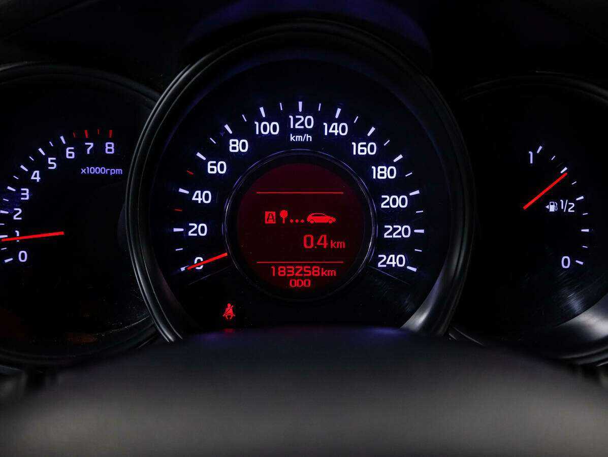 Купить Kia Ceed, 2013, 183 254 км.. Фото: #9