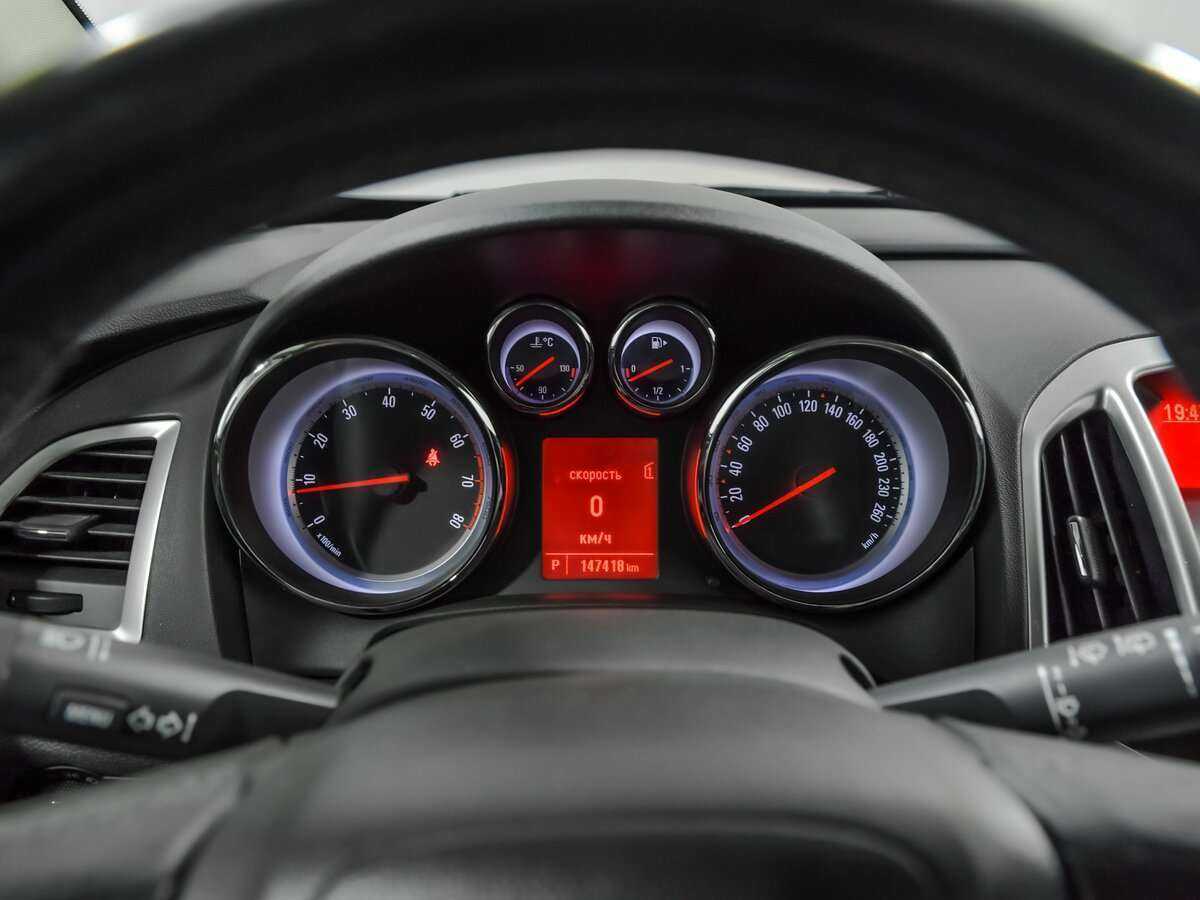 Купить Opel Astra, 2013, 147 411 км.. Фото: #4