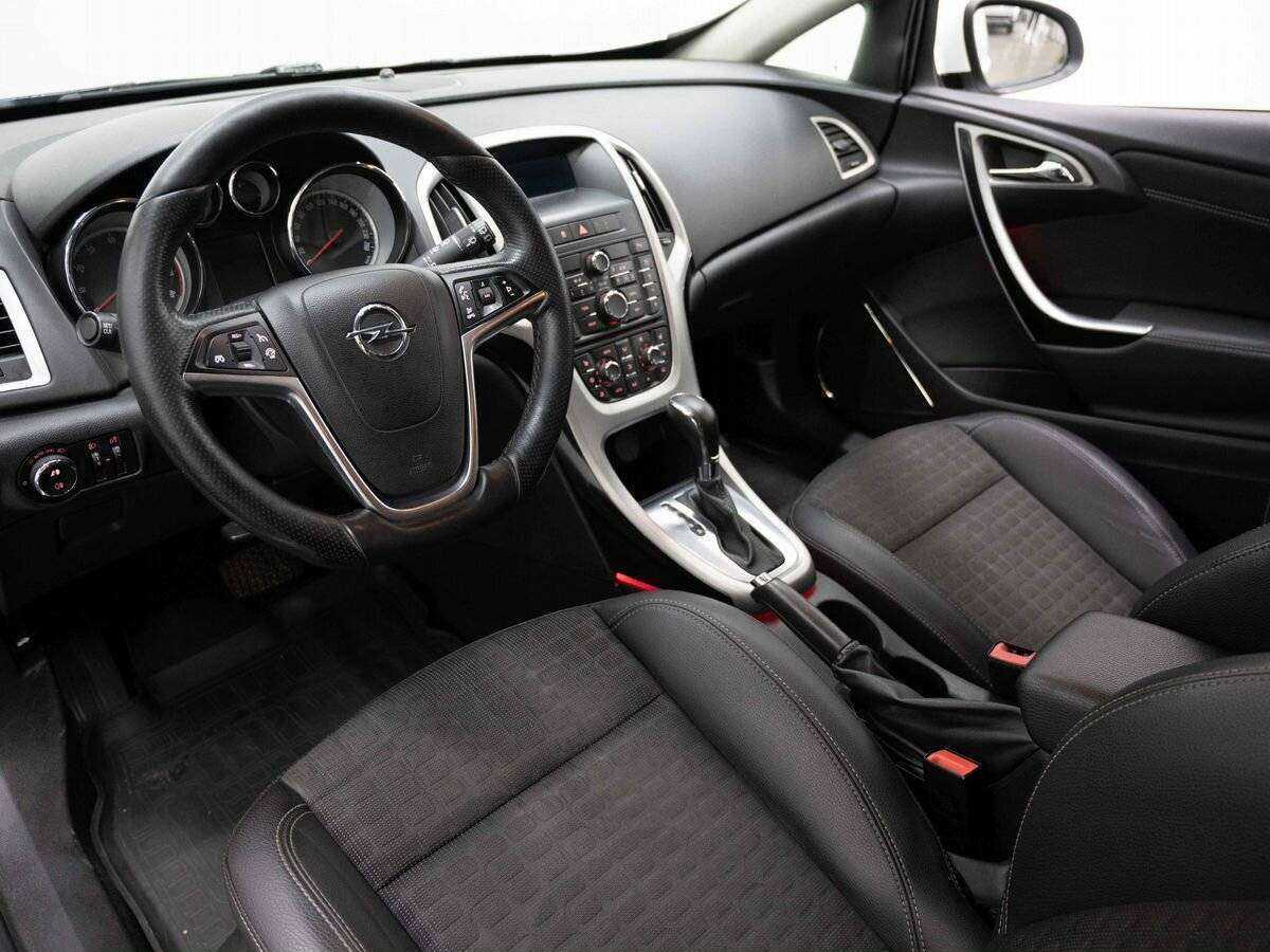 Купить Opel Astra, 2012, 190 009 км.. Фото: #6