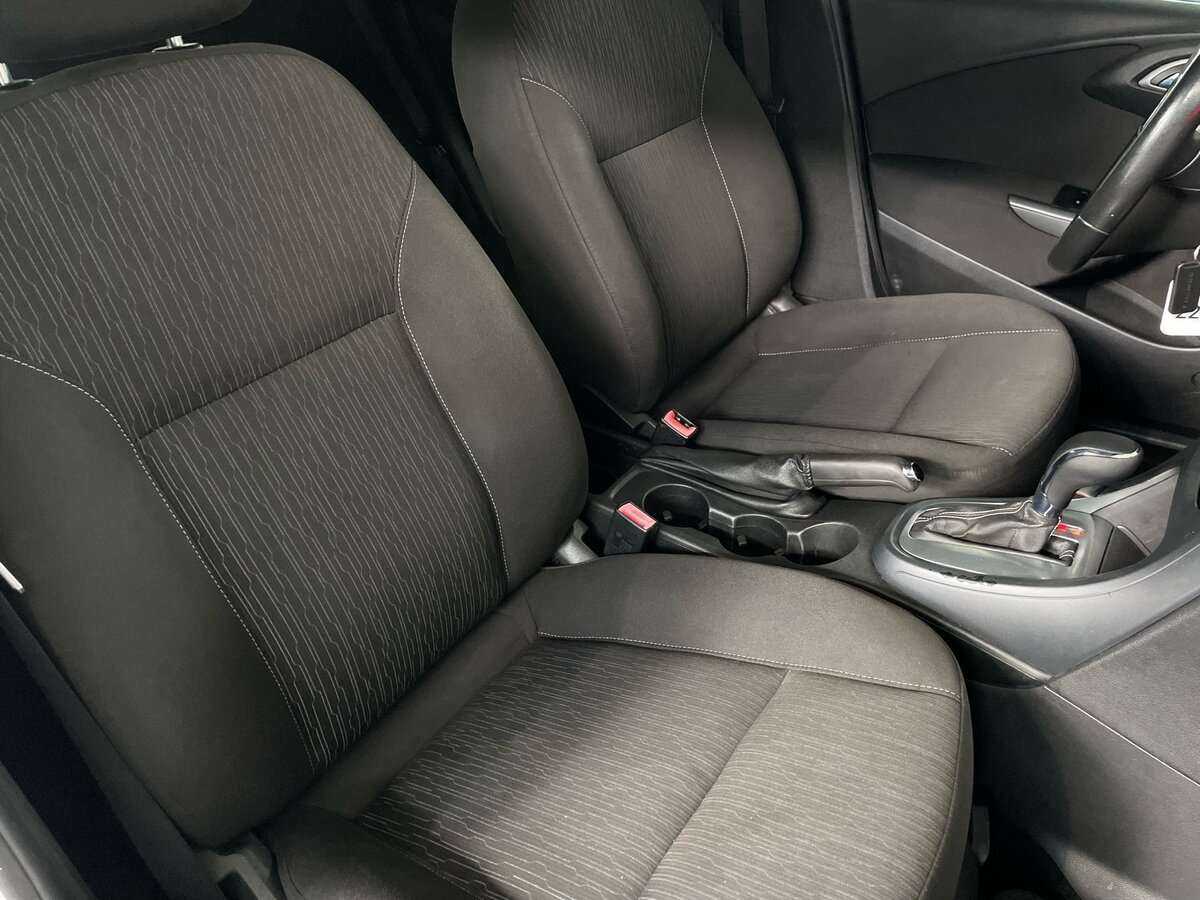 Купить Opel Astra, 2013, 205 254 км.. Фото: #14