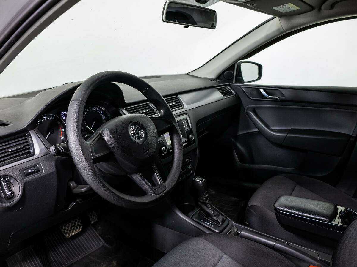 Купить Skoda Rapid, 2016, 180 721 км.. Фото: #9