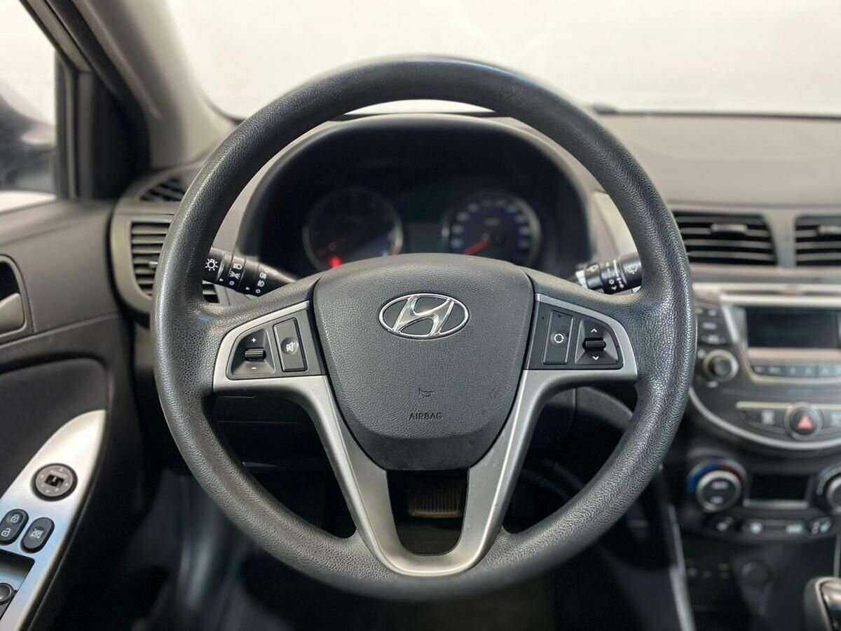 Купить Hyundai Solaris, 2015, 108 260 км.. Фото: #11