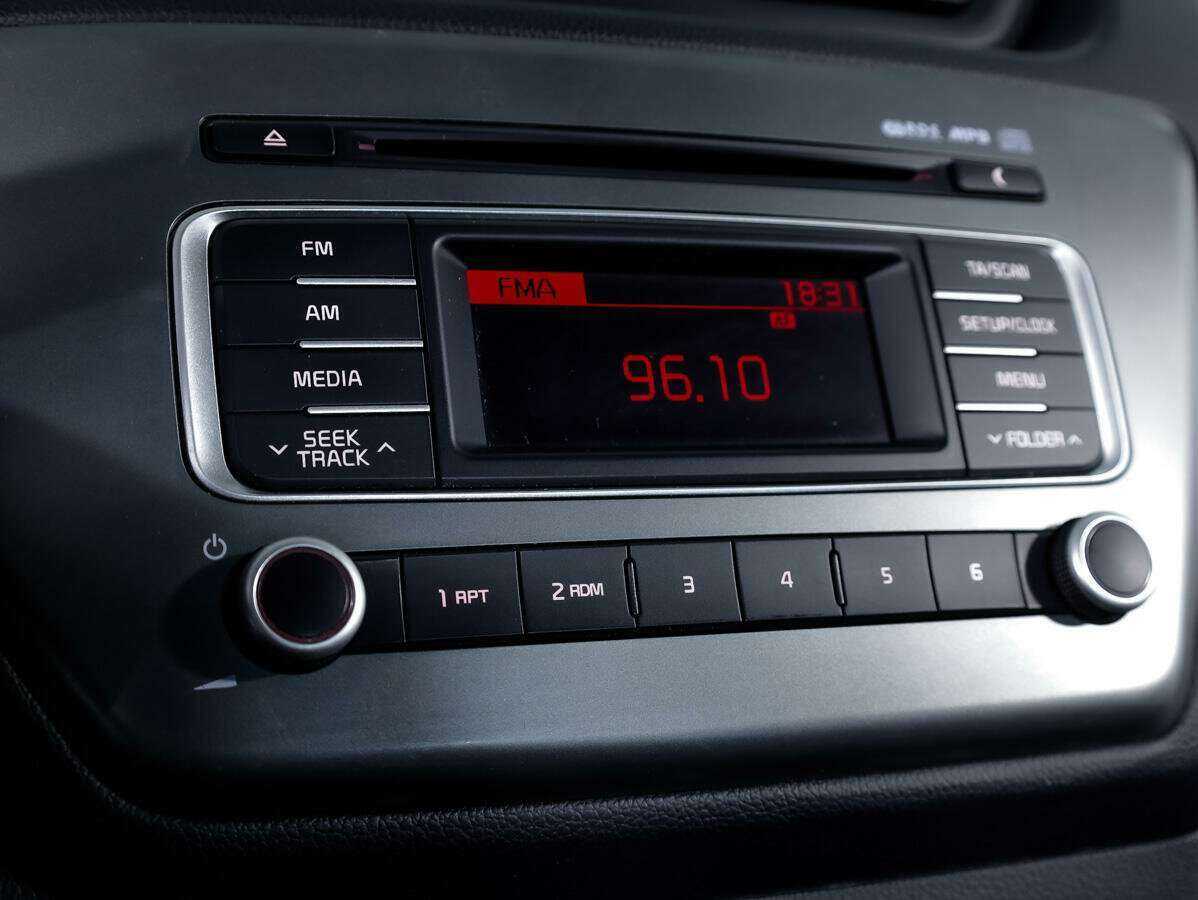 Купить Kia Rio, 2017, 107 508 км.. Фото: #14