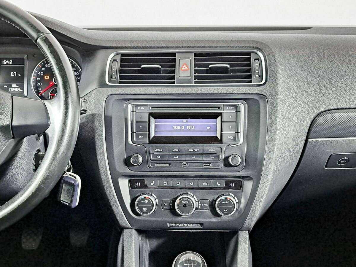 Купить Volkswagen Jetta, 2014, 172 500 км.. Фото: #10