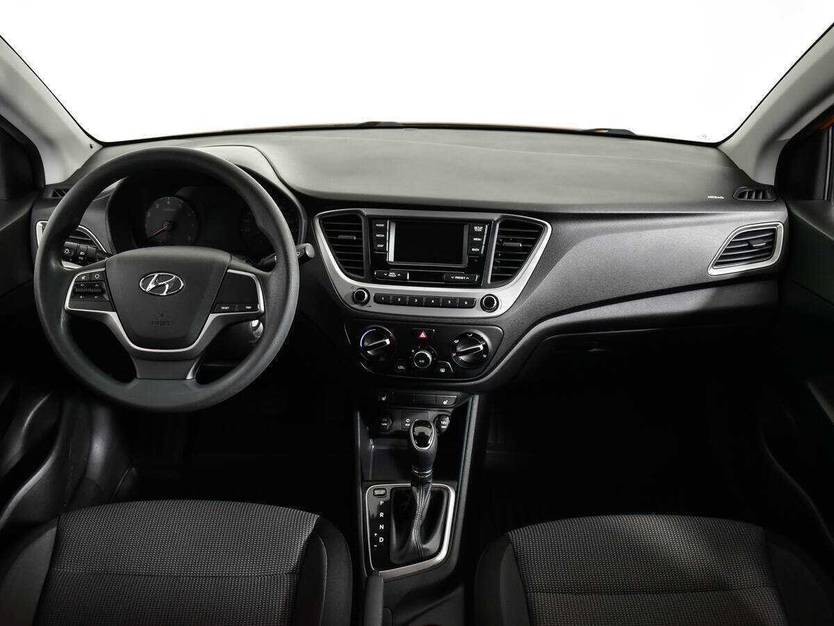 Купить Hyundai Solaris, 2017, 55 668 км.. Фото: #9