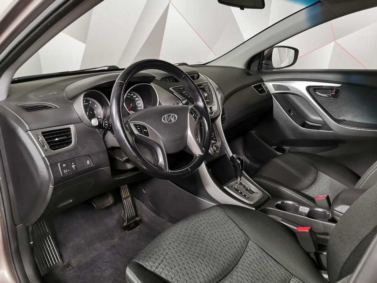 Купить Hyundai Elantra, 2012, 167 801 км.. Фото: #13