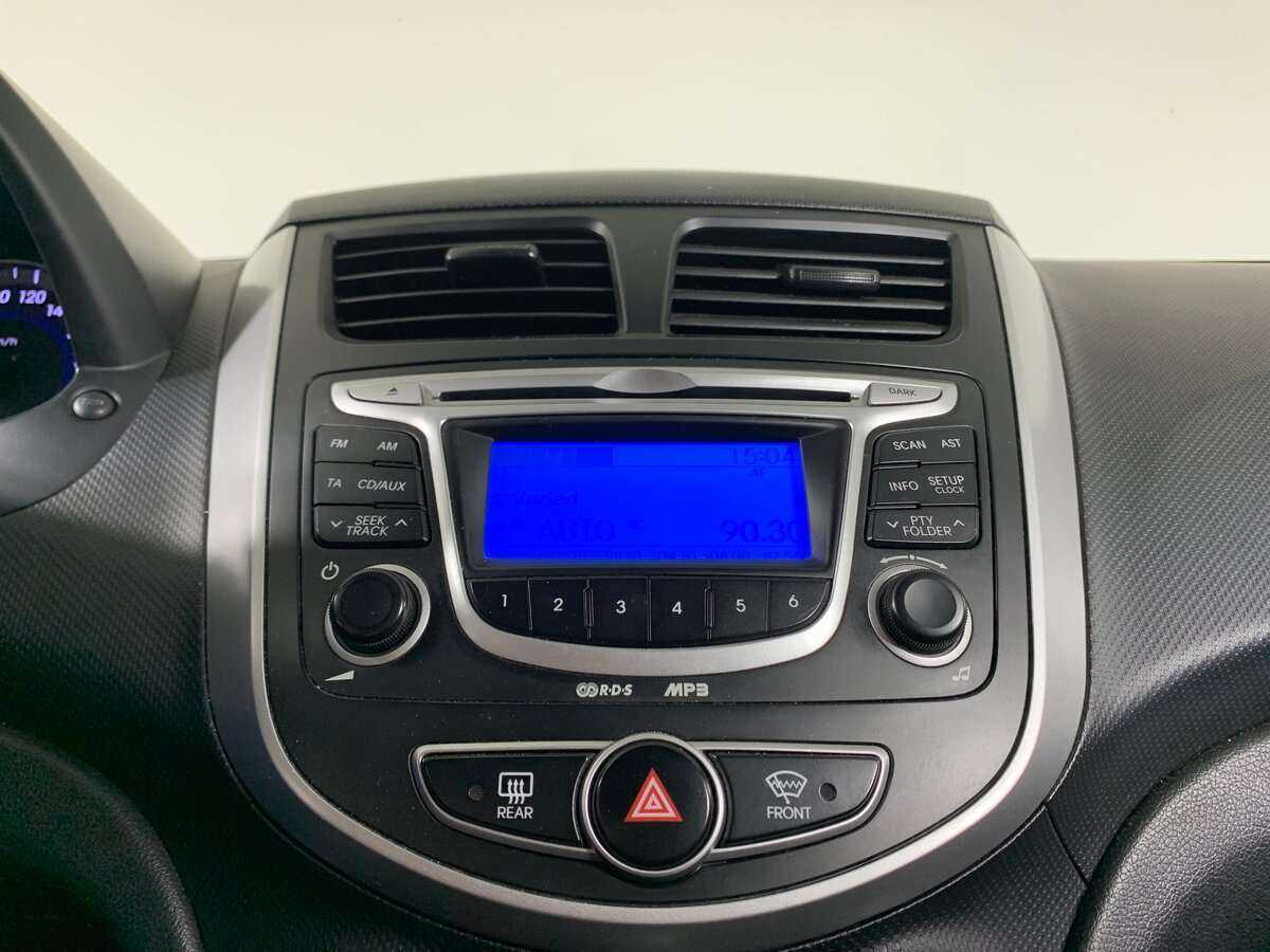 Купить Hyundai Solaris, 2013, 213 324 км.. Фото: #12