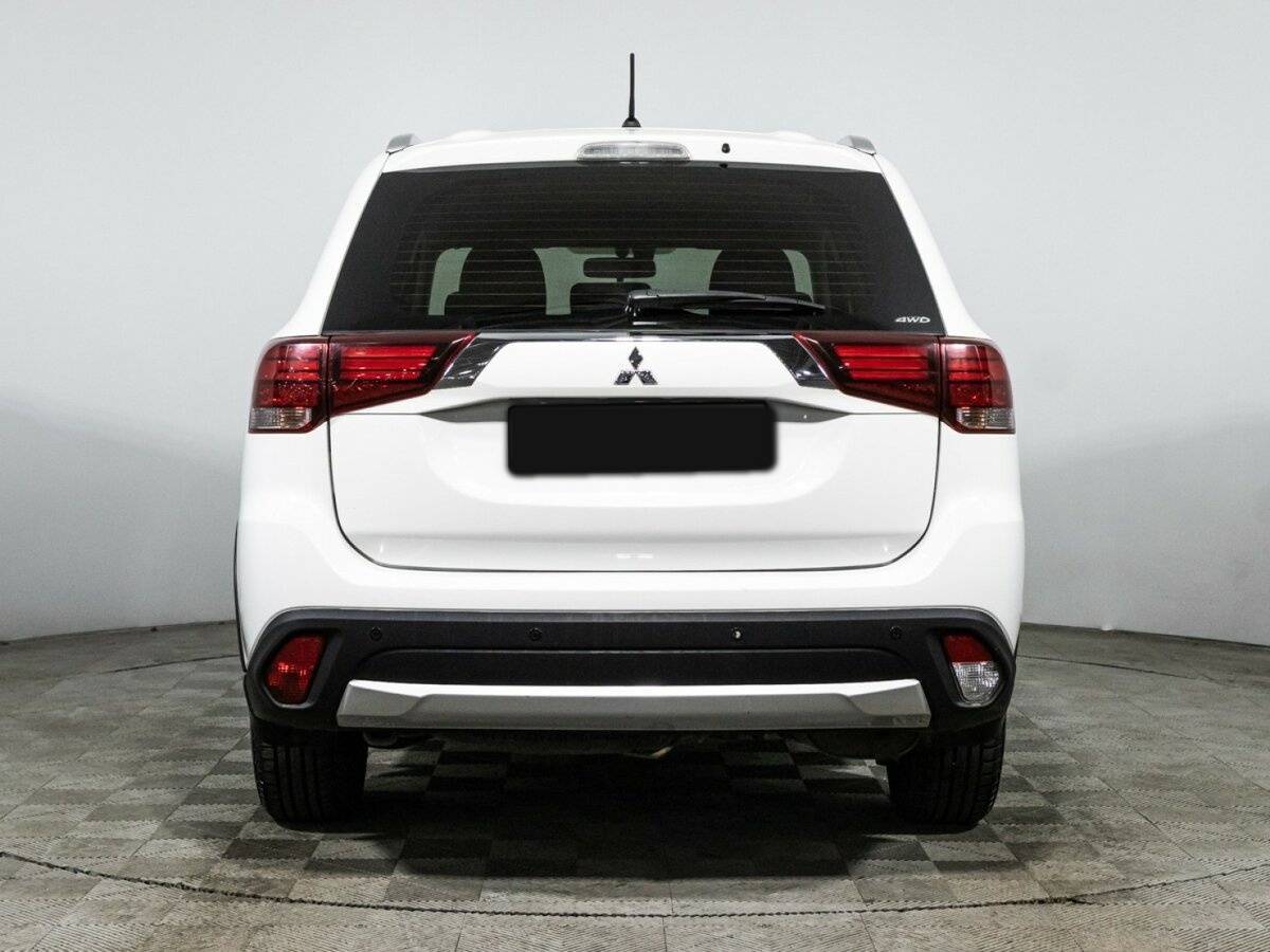 Купить Mitsubishi Outlander, 2016, 179 472 км.. Фото: #5