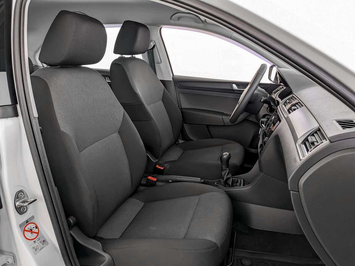 Купить Skoda Rapid, 2017, 117 370 км.. Фото: #18