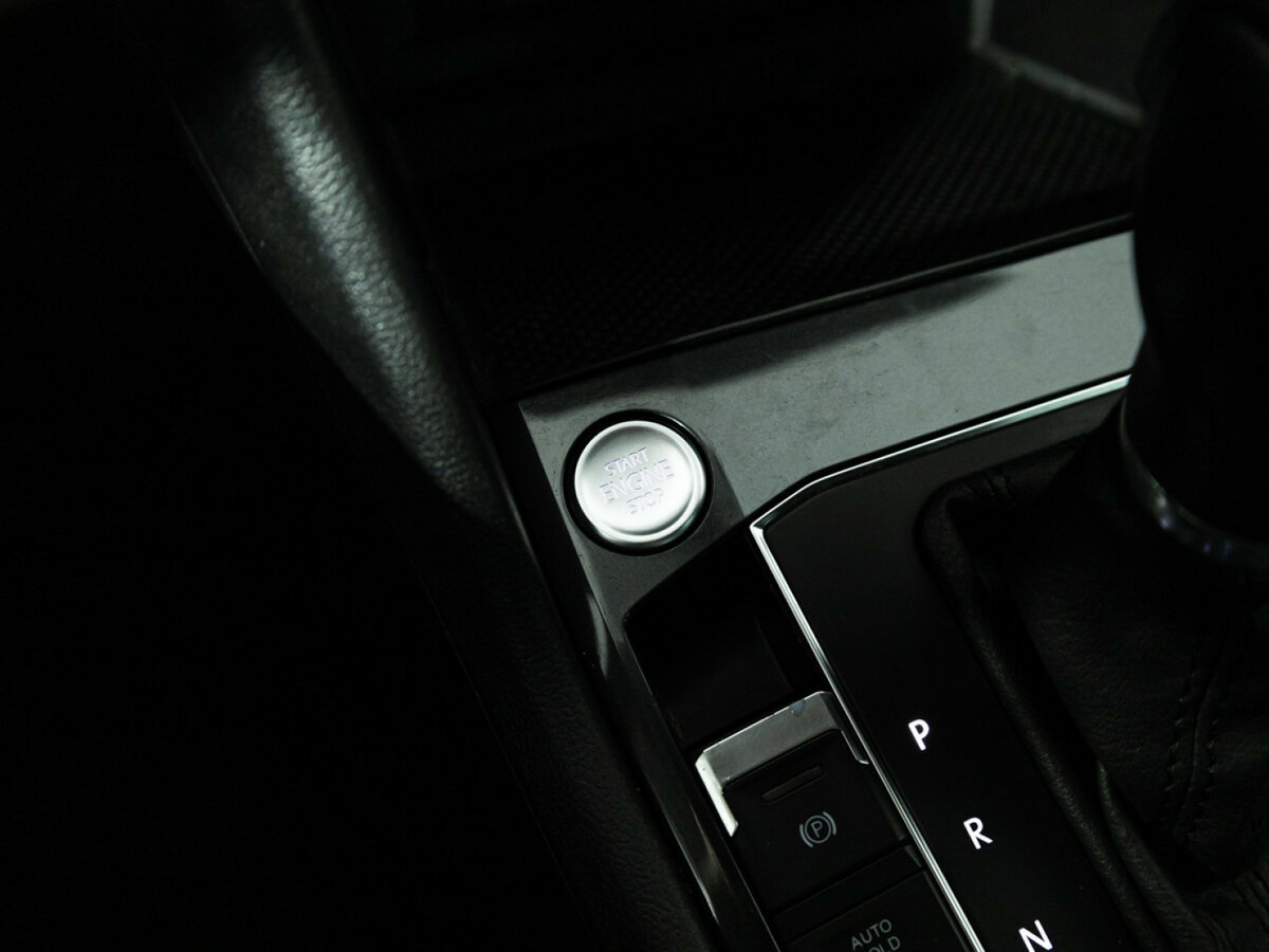 Купить Volkswagen Tiguan, 2018, 125 644 км.. Фото: #17