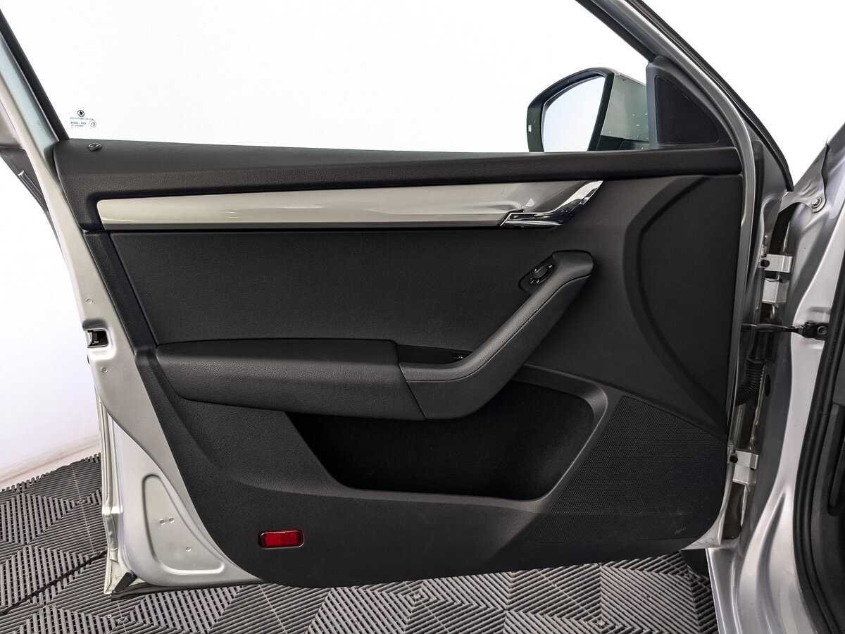 Купить Skoda Octavia, 2017, 165 576 км.. Фото: #14