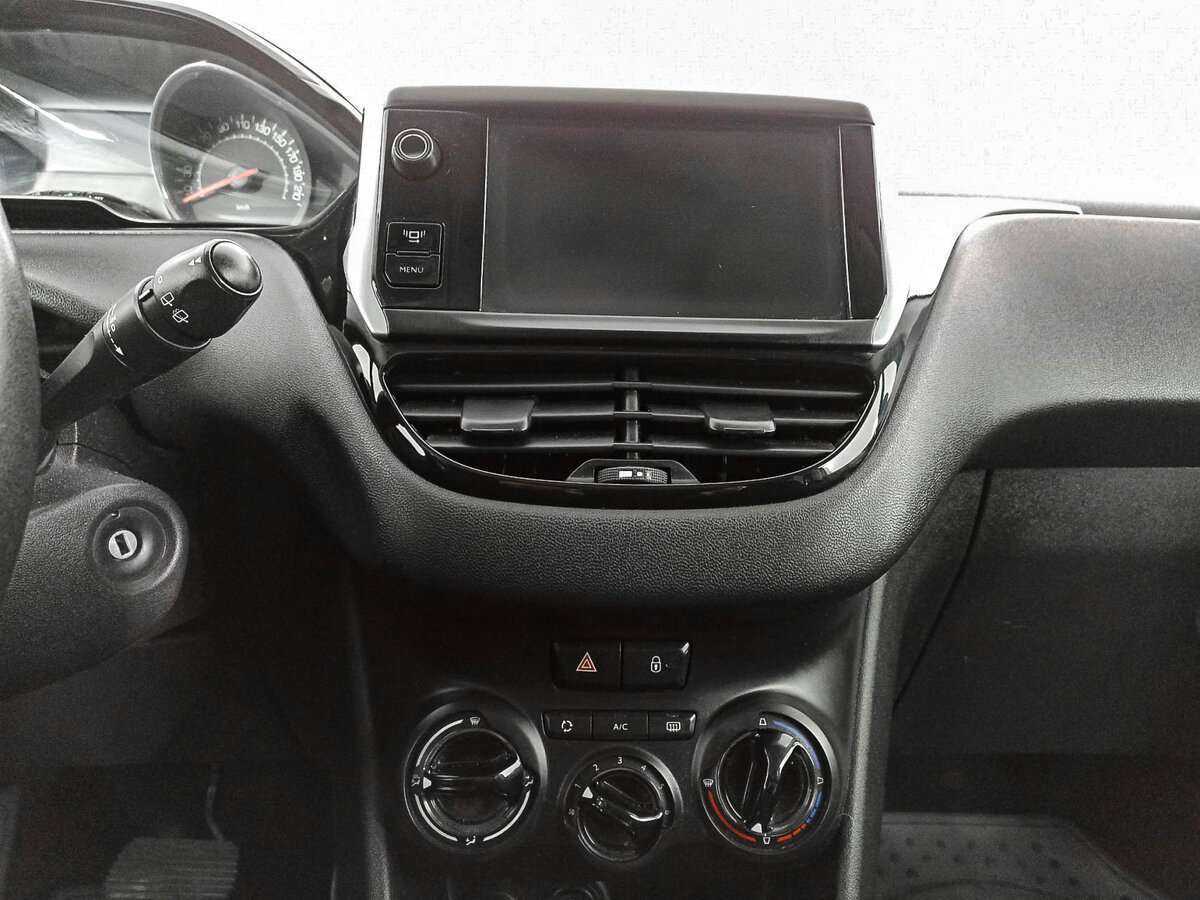 Купить Peugeot 208, 2013, 108 259 км.. Фото: #12