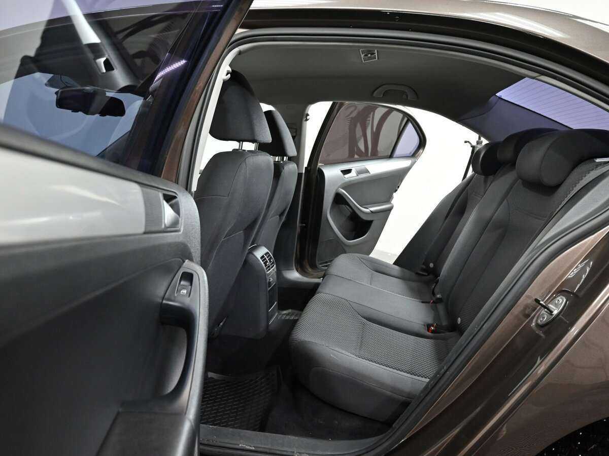 Купить Volkswagen Jetta, 2013, 139 000 км.. Фото: #10