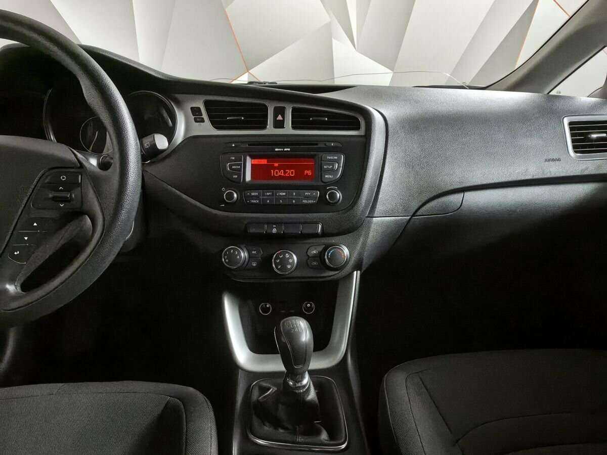 Купить Kia Ceed, 2014, 115 000 км.. Фото: #10