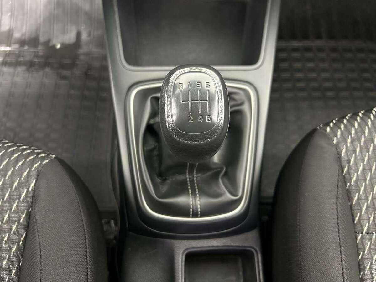 Купить Kia Rio, 2018, 39 716 км.. Фото: #12