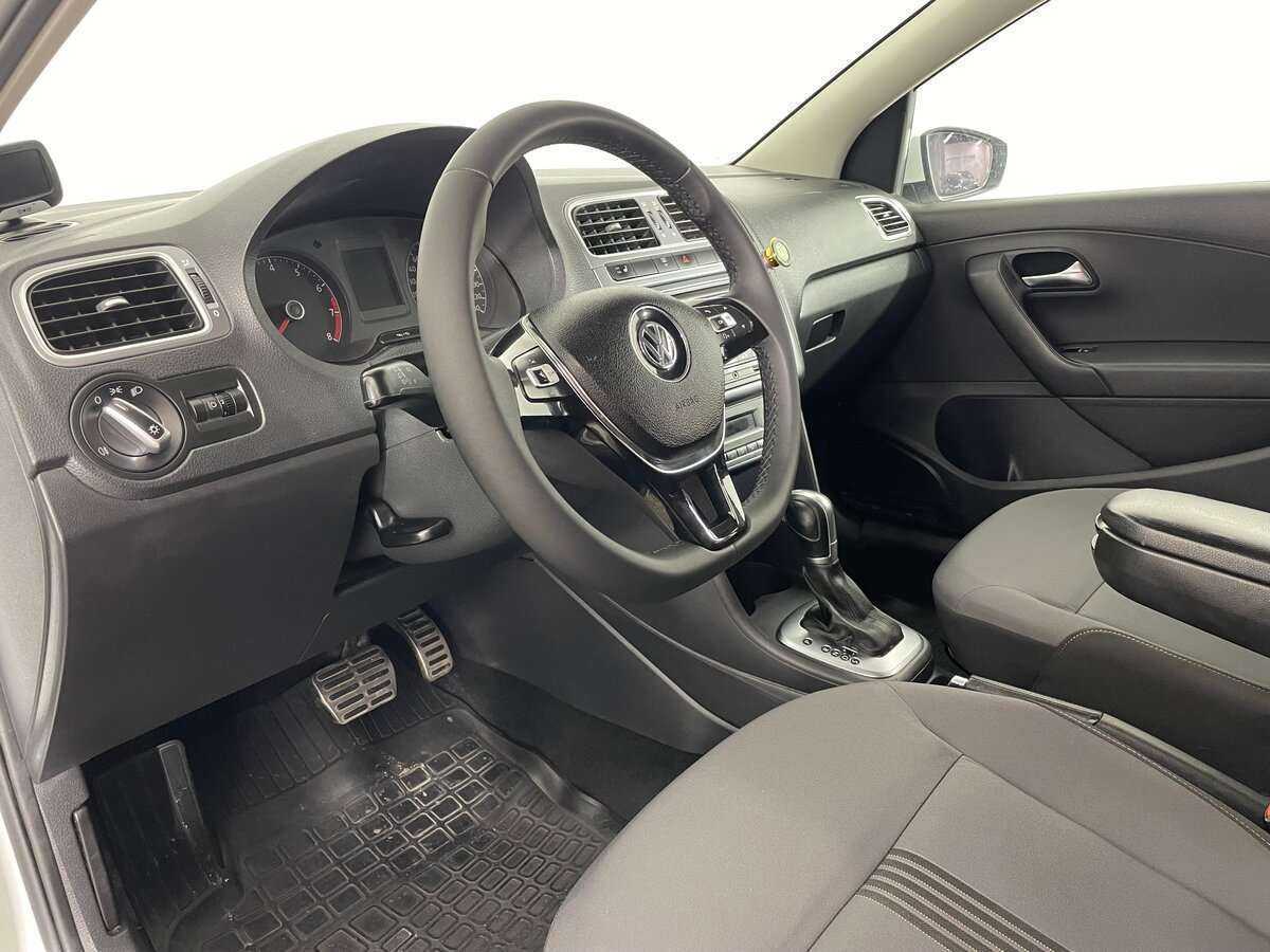 Купить Volkswagen Polo, 2016, 78 324 км.. Фото: #6