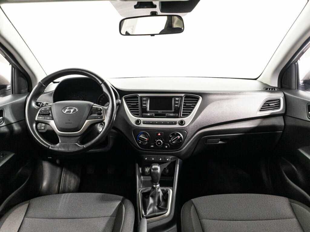 Купить Hyundai Solaris, 2018, 69 341 км.. Фото: #12