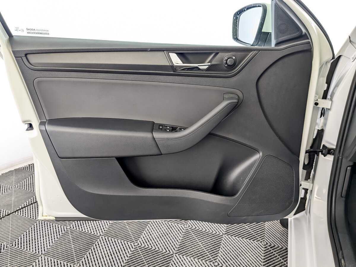 Купить Skoda Rapid, 2021, 17 000 км.. Фото: #14