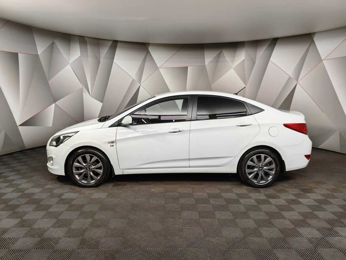 Купить Hyundai Solaris, 2014, 99 339 км.. Фото: #4