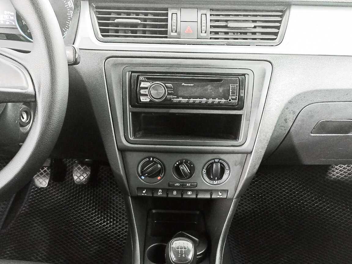 Купить Skoda Rapid, 2016, 137 880 км.. Фото: #11