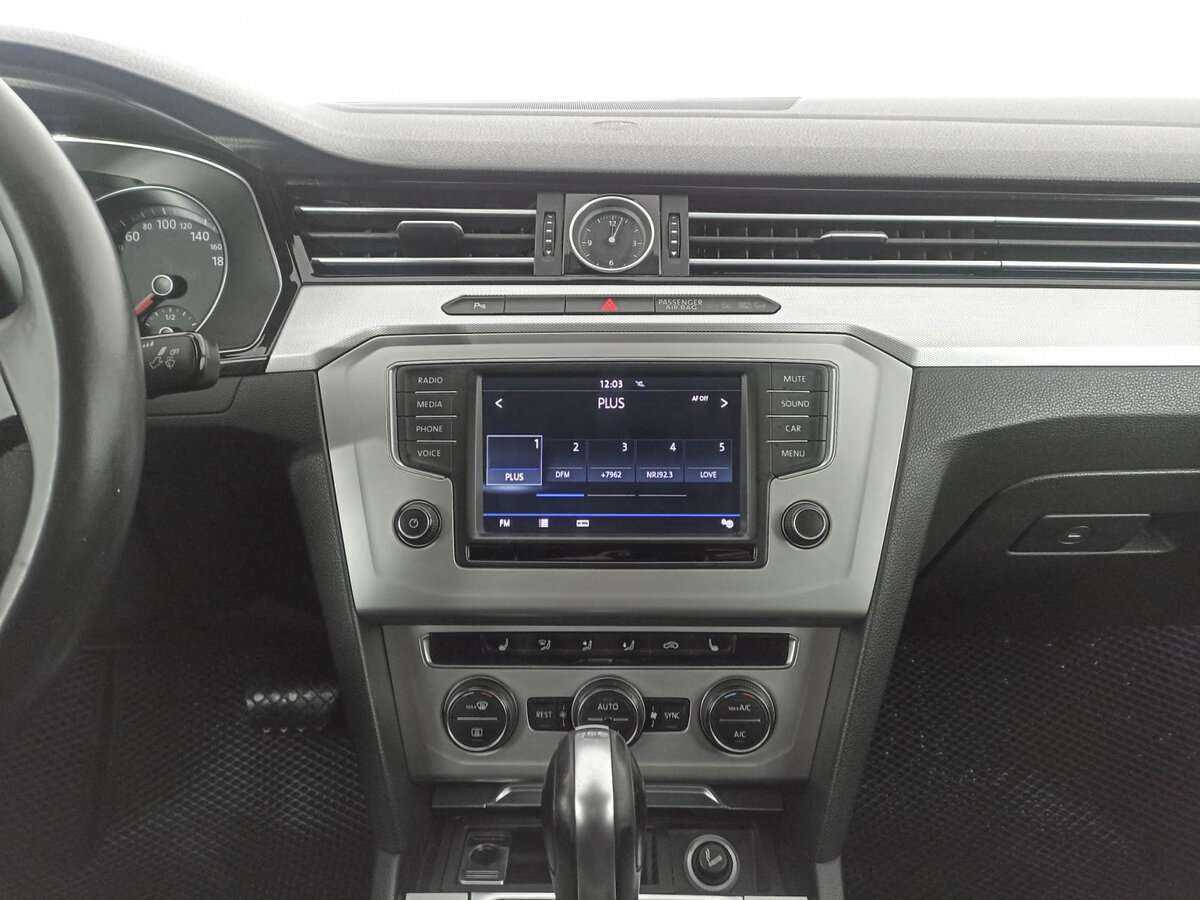 Купить Volkswagen Passat, 2016, 227 344 км.. Фото: #12