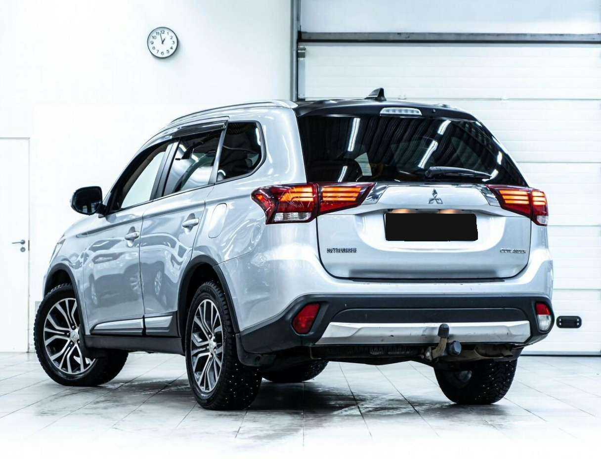 Купить Mitsubishi Outlander, 2017, 191 000 км.. Фото: #3
