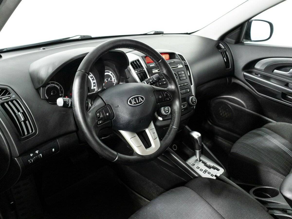 Купить Kia Ceed, 2012, 130 000 км.. Фото: #10