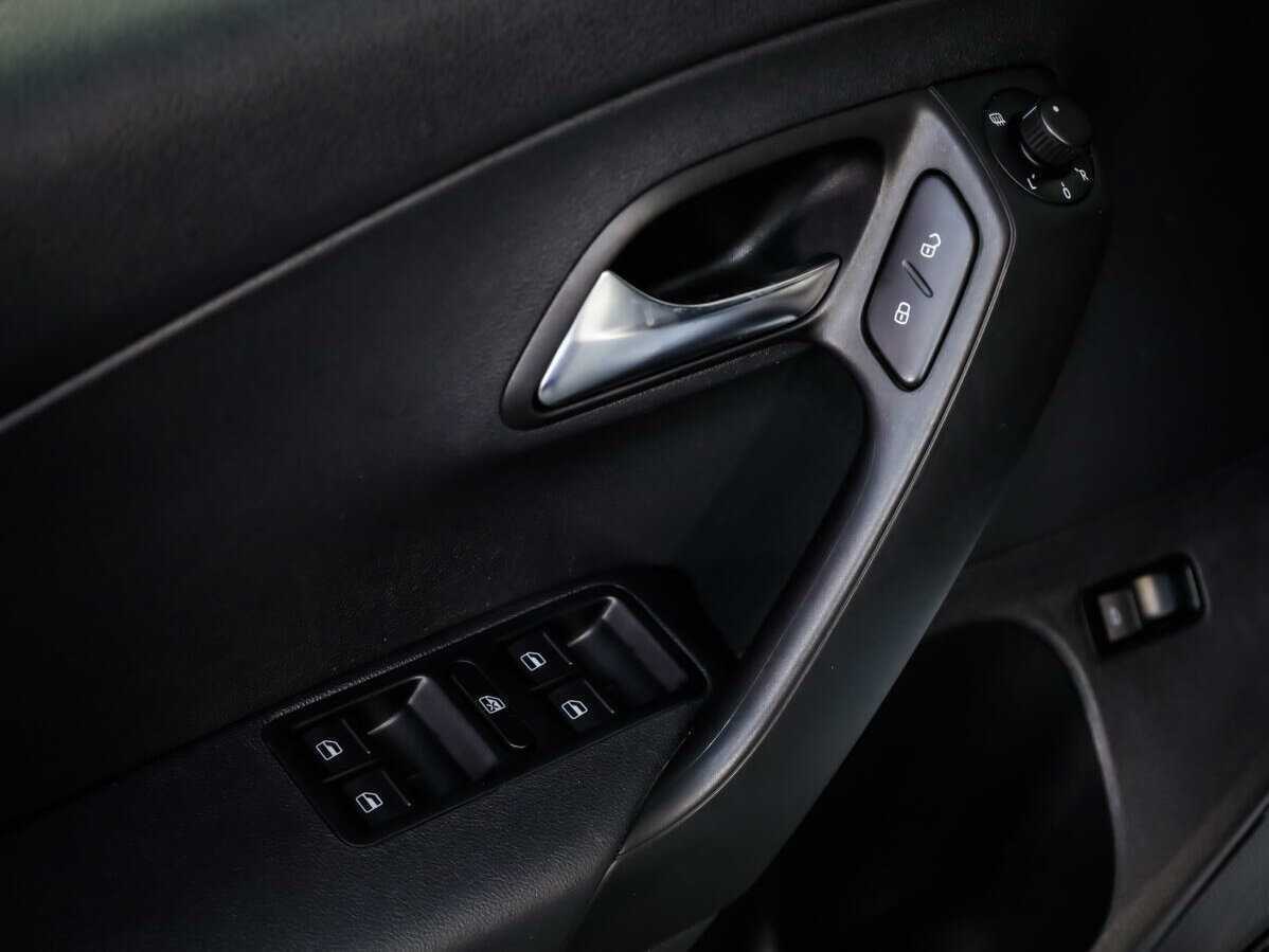 Купить Volkswagen Polo, 2019, 79 219 км.. Фото: #17