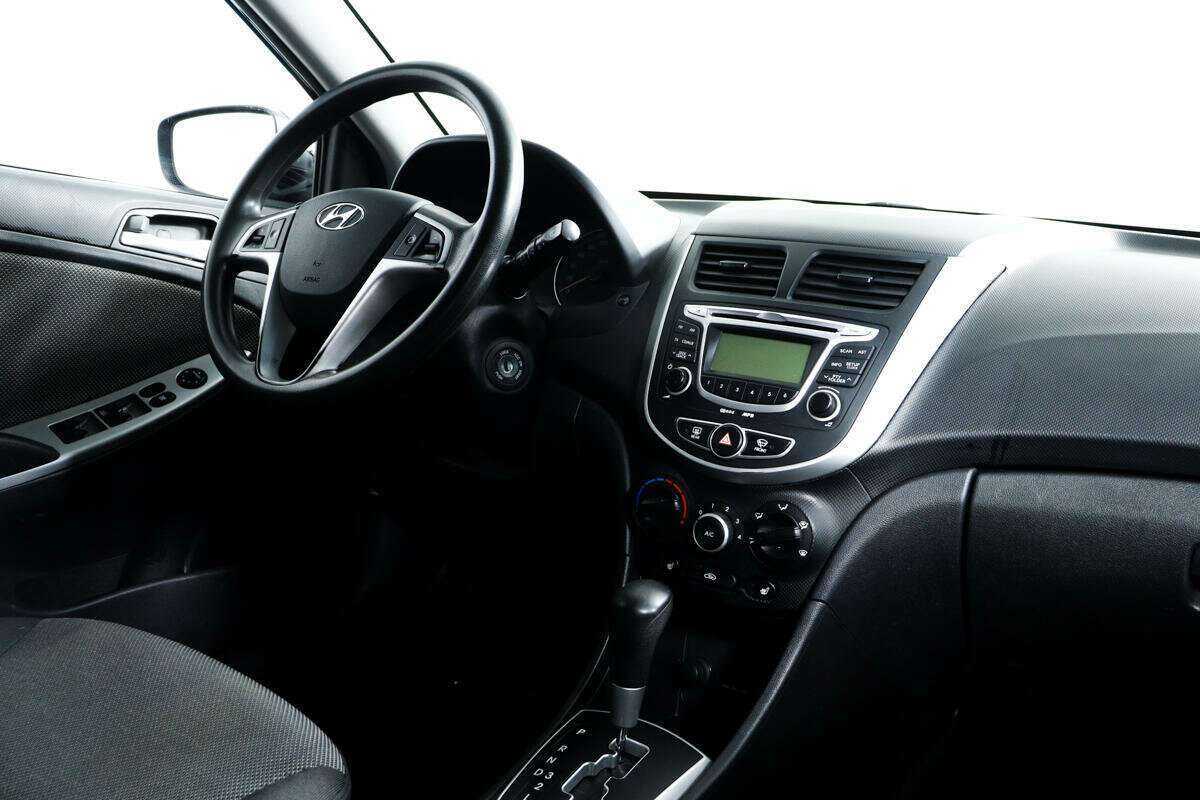 Купить Hyundai Solaris, 2012, 138 072 км.. Фото: #8