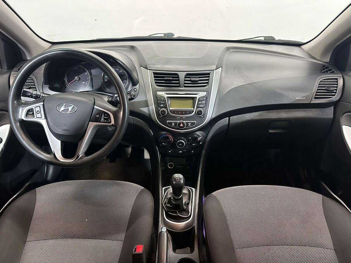 Купить Hyundai Solaris, 2013, 196 613 км.. Фото: #8