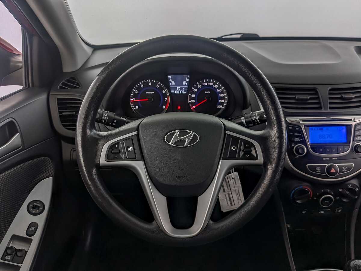 Купить Hyundai Solaris, 2012, 138 770 км.. Фото: #16
